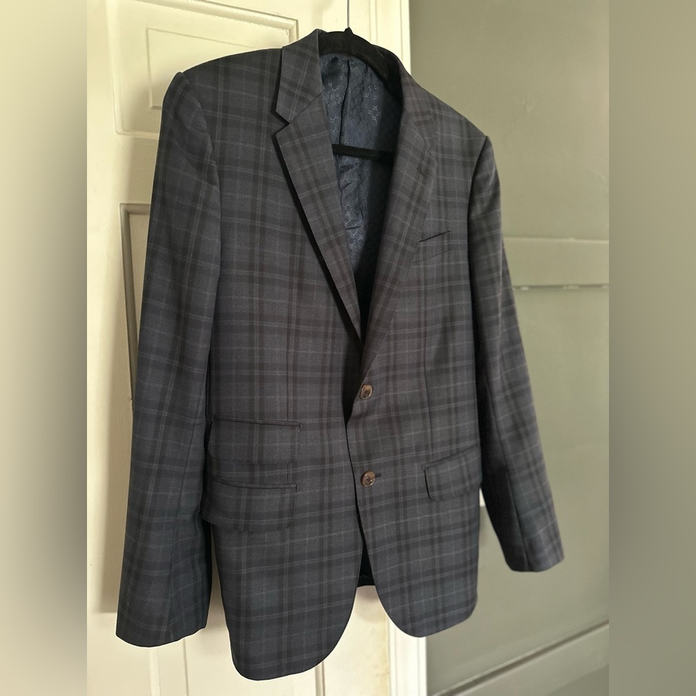 Gucci Mens Suit Coat Dark Gray Windowpane Plaid Wool GG Monogram Italian Luxury